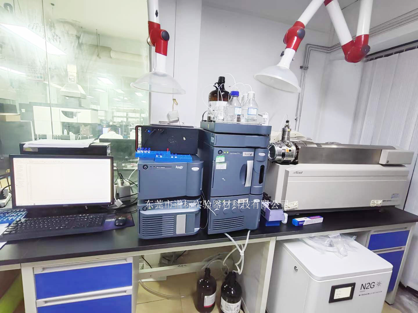 5月8日液质联用质谱仪AB SCIEX 4000+waters液相在东莞安装适用药物研发,生物分析,环境监测